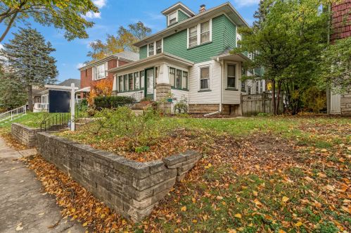 6325 Girard Ave, Milwaukee, WI 53210-1463