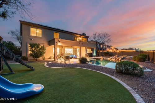 22034 55th St, Phoenix AZ  85054-7150 exterior