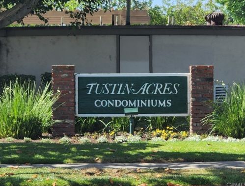 682 Main St, Tustin CA  92780-8502 exterior