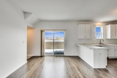 1924 Lotus Ave, Chicago IL 60639-1435 exterior