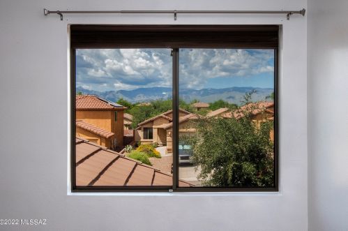 9966 Emberwood Dr, Tucson AZ 85748-5114 exterior