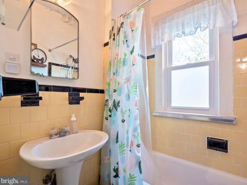 8816 Glenville Rd, Silver Spring MD 20901-3638 exterior