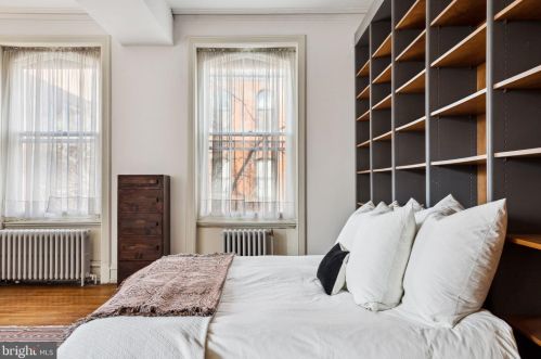 2322 Delancey Pl, Philadelphia PA 19103-6407 exterior