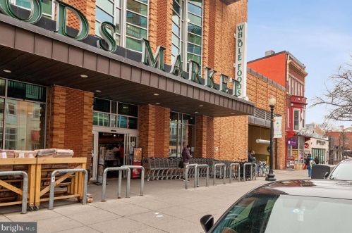 2100 11th St, Washington DC  20001-4016 exterior