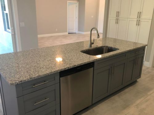 556 Whitmore Dr, Fort Pierce FL 34984-4563 exterior