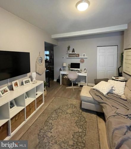 53 Plum St, Lancaster PA 17602-2324 exterior