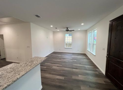 617 Parnell St, Denison TX  75020-2011 exterior