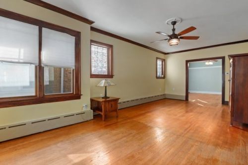 5004 Tripp Ave, Chicago IL 60630-2724 exterior