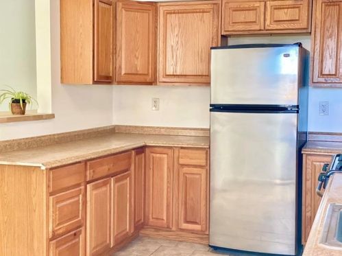 1900 Meadville St, Pittsburgh PA 15214-4012 exterior