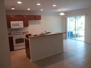 4425 Ashburn Square Dr, Tampa FL  33610-5939 exterior