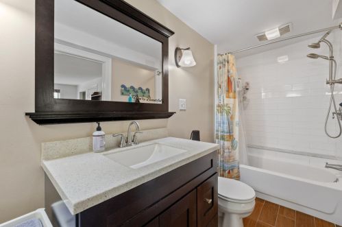 47 Penacook St, Concord NH 03301-3105 exterior