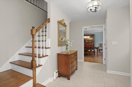 67 Ritch Dr, Ridgefield CT 06877-2815 exterior