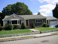 116 Lexington St, Newton, MA 02466-1346