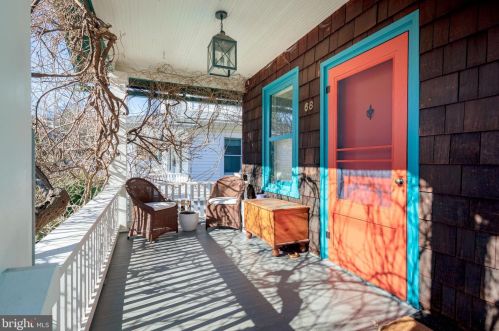 68 Walnut Ave, Silver Spring, MD 20912-4402