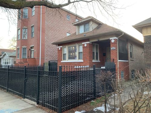 7604 Yates Blvd, Chicago IL  60649-4127 exterior