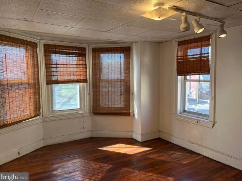 2038 5 St, Philadelphia PA 19148-2548 exterior