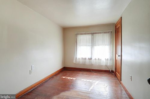 113 Maple Ave, Hanover PA 17331-4625 exterior