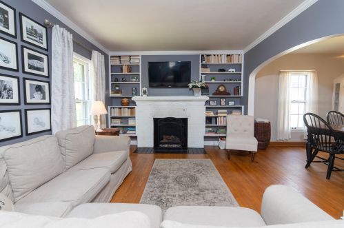 4264 1st St, Milwaukee, WI 53207-4920