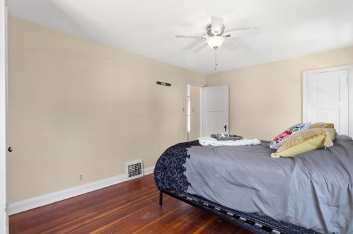 3712 Logan Ave, Milwaukee WI 53207-3905 exterior