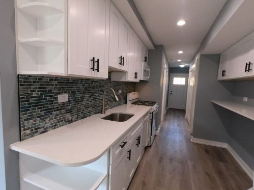 30 16 Ave, Broadview IL 60155-4011 exterior