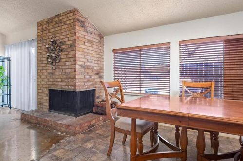 7241 Coronado Cir, Austin TX 78752-2008 exterior