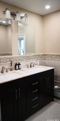 240 Tecumseh Ave, Mount Vernon NY 10553-1932 exterior