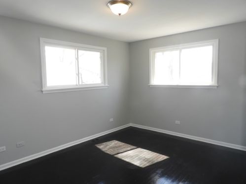 2713 Dana Ave, Waukegan IL 60087-3534 exterior