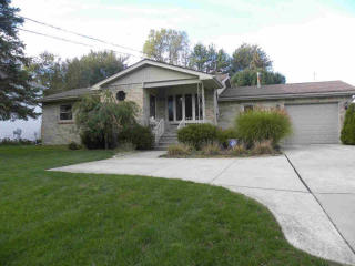 2168 Smith Rd, Temperance MI  48182-1109 exterior