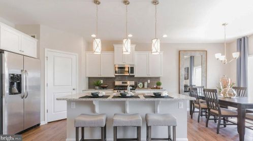 418 Birch St, Berkeley Township, NJ 08721-2608