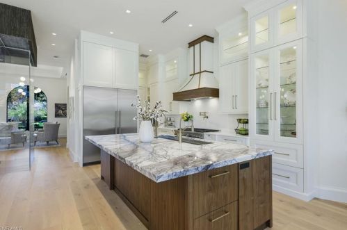 172 Cheshire Way, Naples FL 34110-4413 exterior