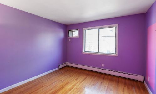 210 St, Union City NJ 07087-6306 exterior