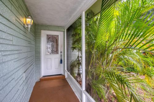 5153 Bay Blvd, Port Richey FL  34668-6204 exterior