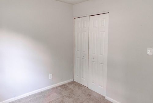 2957 Eleanor Ter, Atlanta GA  30318-6078 exterior