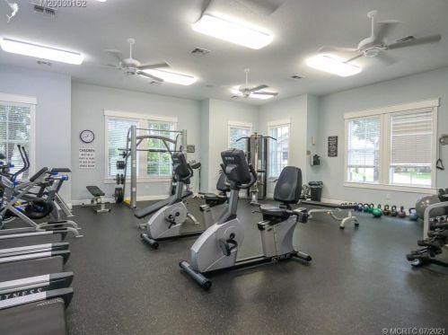 9780 Lindale Trace Blvd, Fort Pierce FL  34987-2411 exterior