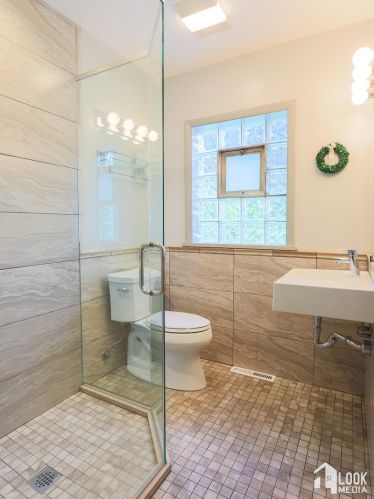 4830 Coyle Ave, Chicago IL 60712-2422 exterior