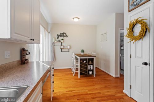 15 Linda Ln, Chester PA 19014-1870 exterior