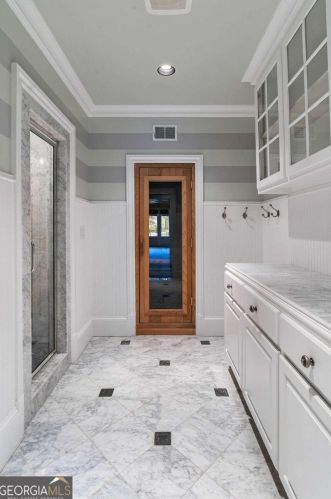 700 Brookwoods Trce, Atlanta GA 30342-2473 exterior