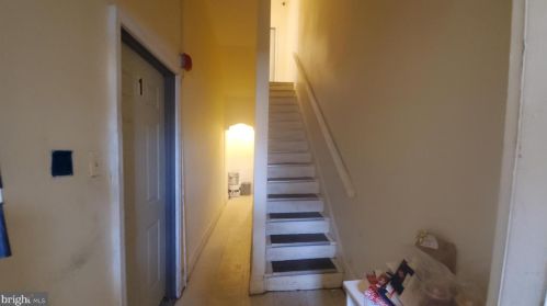 1518 6 St, Philadelphia PA 19147-6536 exterior