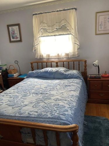 184 Bayberry Rd, Woonsocket RI 02895-2706 exterior