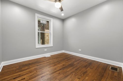 8009 Bishop St, Chicago IL 60620-3852 exterior