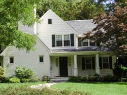56 Exeter St, Newton, MA 02465-2621