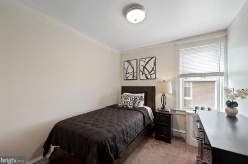 106 Oak Ln, Manor PA 19036-1414 exterior