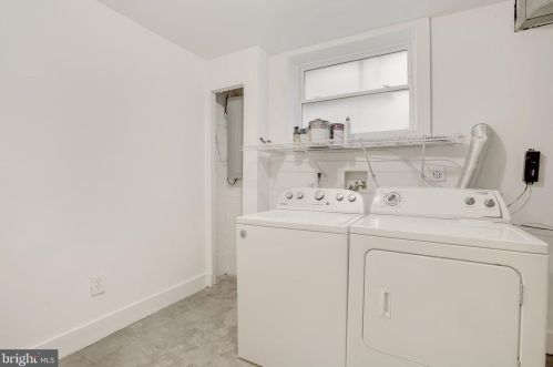 2811 Joseph Makell Ct, Alexandria VA 22306-2840 exterior