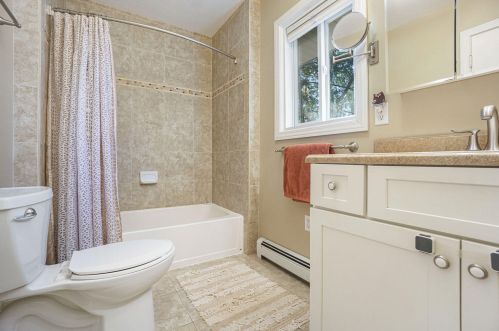 4162 Bronson Blvd, Kalamazoo MI 49008-3159 exterior