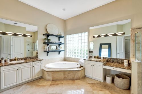 5052 24 Cir, Boca Raton FL 33431-4330 exterior