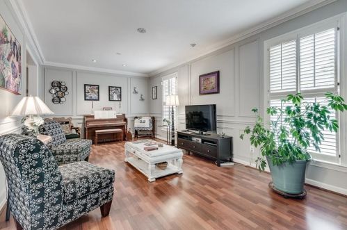 7 Kings Walk, Atlanta GA 30307-1205 exterior