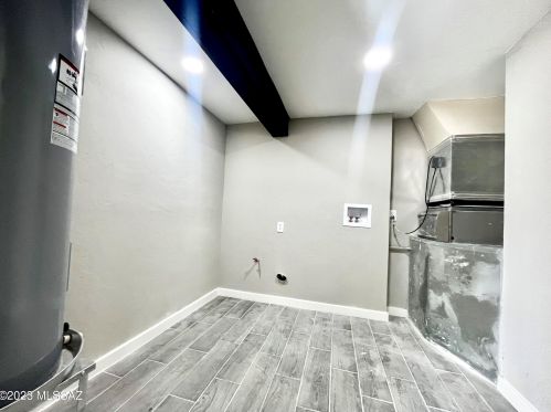 2520 Calle Cordova, Tucson AZ  85710-5732 exterior