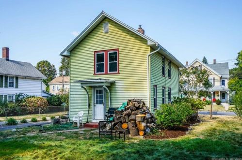 62 Eldridge St, Manchester CT 06040-5551 exterior