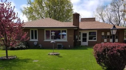 7034 Crawford St, Fennville, MI 49408-9724