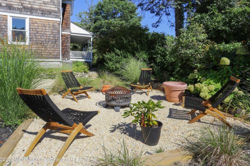 198 Monmouth Ave, Atlantic Highlands NJ  07716-2220 exterior